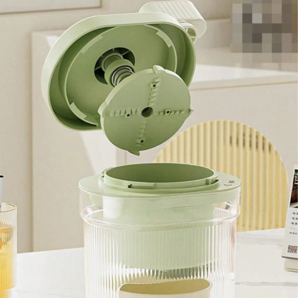 Manual Rotary Ice Crusher Machine - Effortless Shaved Ice Maker with Stainless Steel Blades